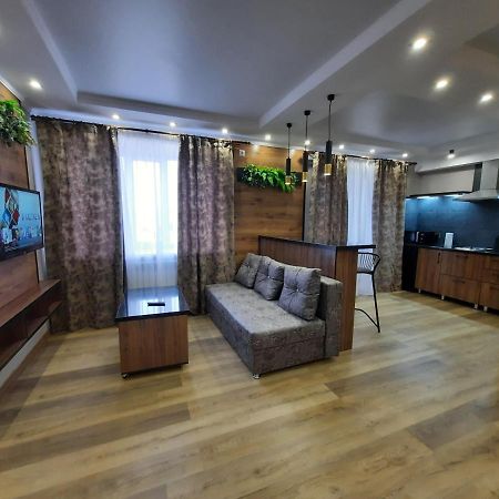 Исы Байзакова 133 Apartamento Pavlodar Exterior foto