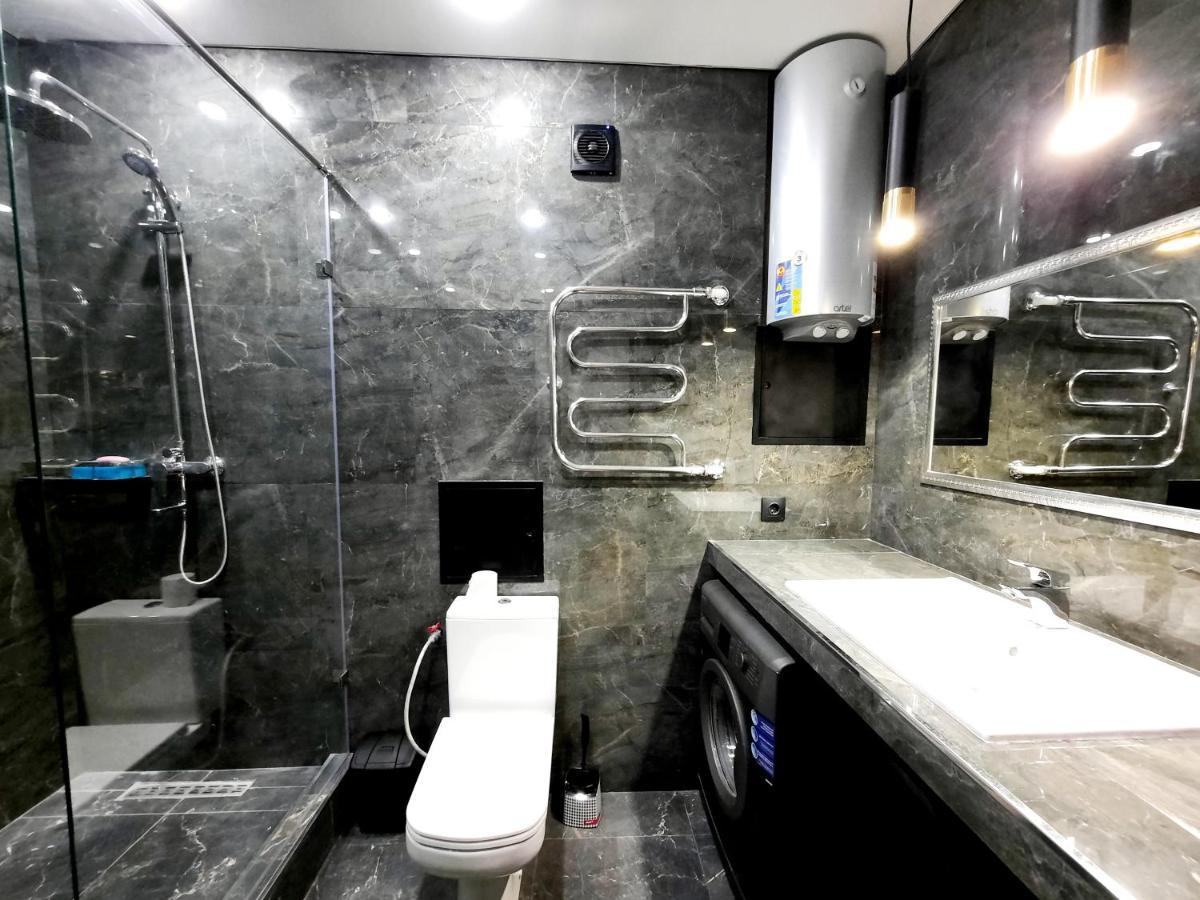 Исы Байзакова 133 Apartamento Pavlodar Exterior foto