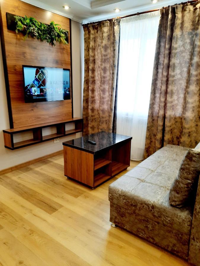 Исы Байзакова 133 Apartamento Pavlodar Exterior foto