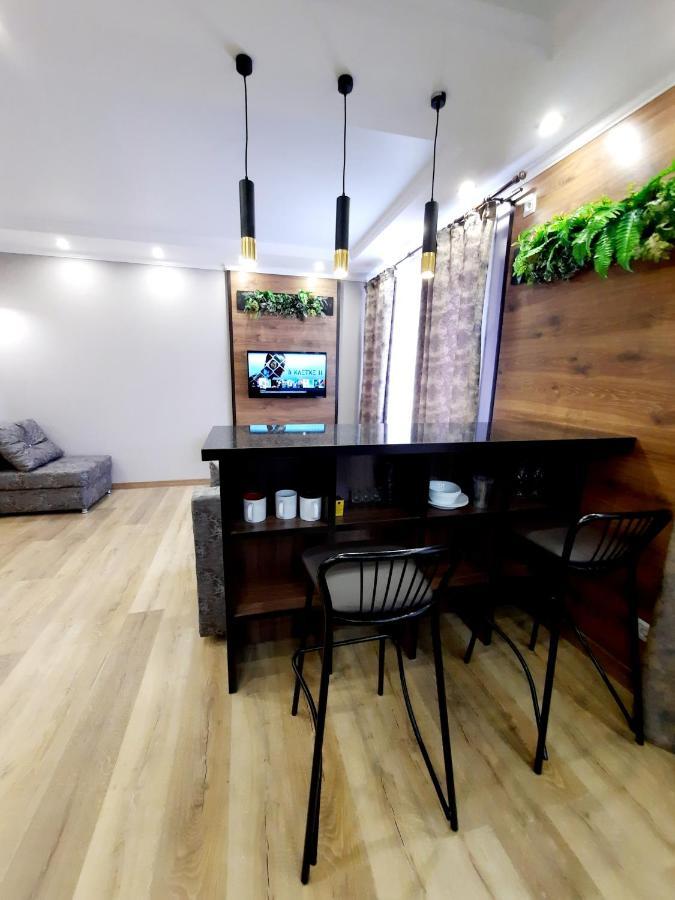 Исы Байзакова 133 Apartamento Pavlodar Exterior foto
